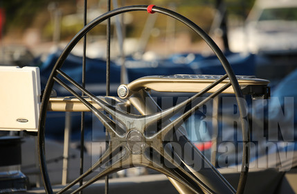 ref-19570-rc-2015-voile-voilier-bateau-barre-details-mer.jpg