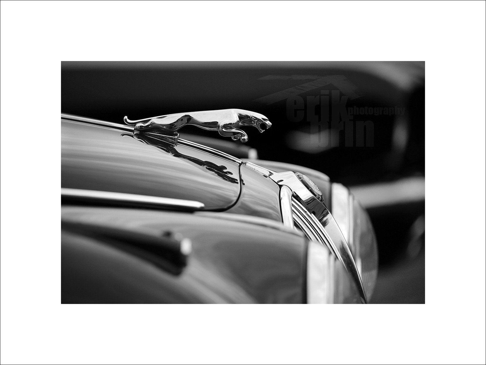 voit0129-jaguar-photo-noir-et-blanc-photographe-voitures-anciennes-tirage-photo.jpg