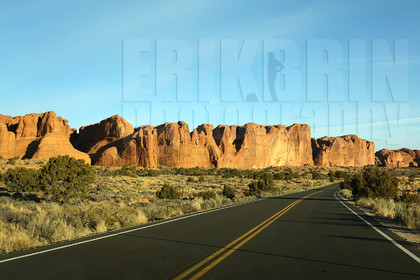 ref-7900-usa18-arches-national-park-usa-desert-road-trip-photographe-ouest-americain.jpg