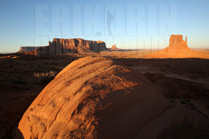 ref-5200-usa18-monument-valley-usa-desert-photos-de-monument-valley-photographe.jpg