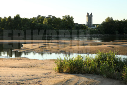 ref-1310-lo11-la-loire-banc-de-sable-paysage-photos-de-la-loire-photographe.jpg
