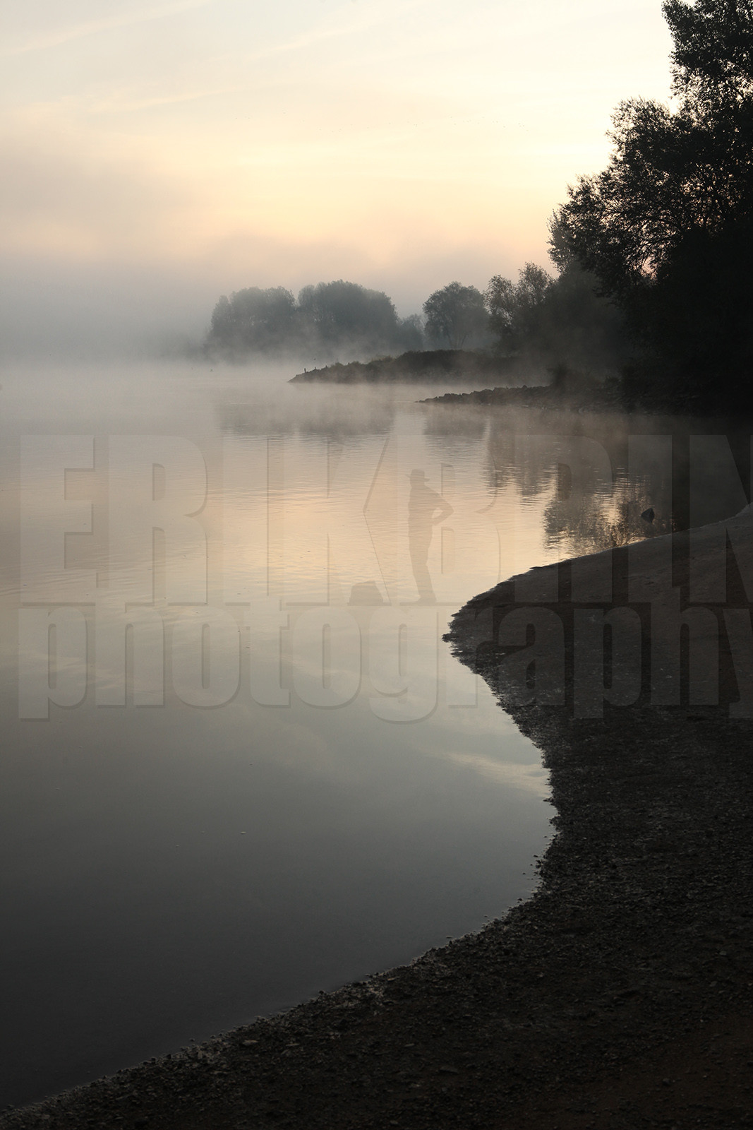 ref-1640-lo11-la-loire-banc-de-sable-paysage-photos-de-la-loire-photographe-brume-brouillard.jpg