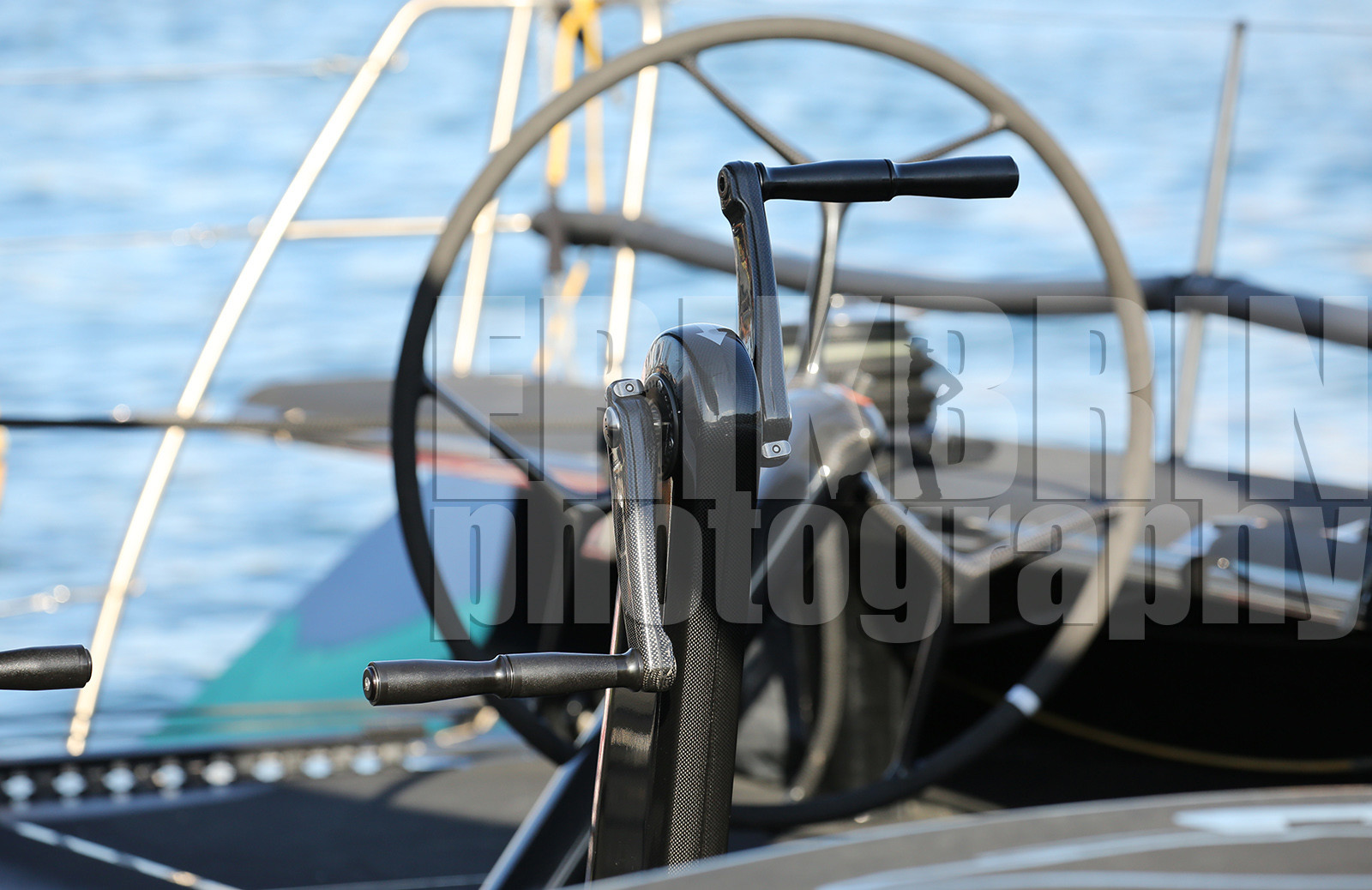 ref-21260-winch-pont-de-bateau-bateau-de-course-mer-voile-voilier.jpg