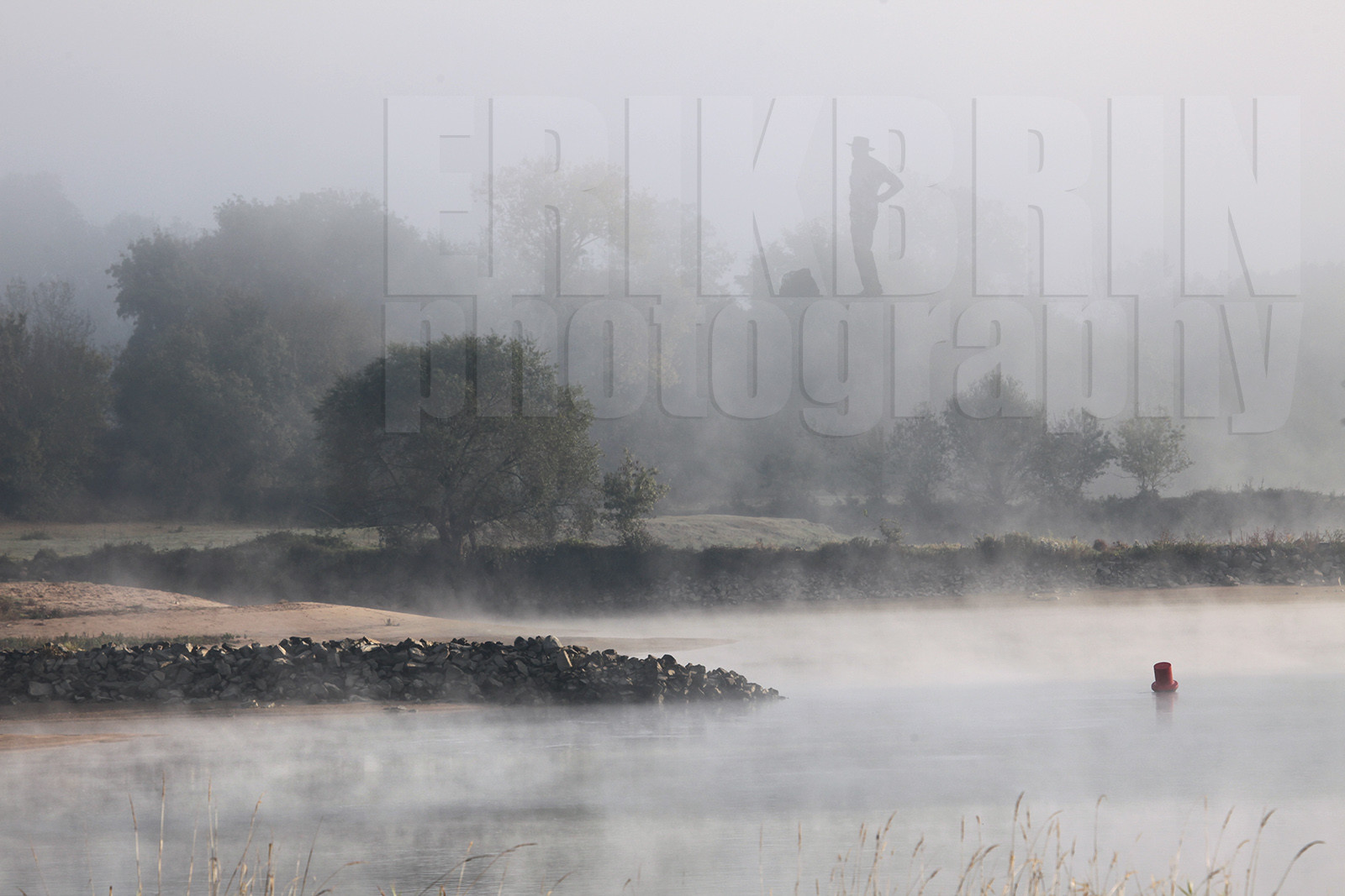 ref-1600-lo11-la-loire-banc-de-sable-paysage-photos-de-la-loire-photographe-brume-brouillard.jpg