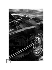 Voitures anciennes en noir et blanc