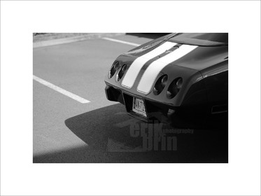 voit0111-voiture-ancienne-vieille-voiture-voiture-americaine-photo-noir-et-blanc-photographe-vintage-.jpg